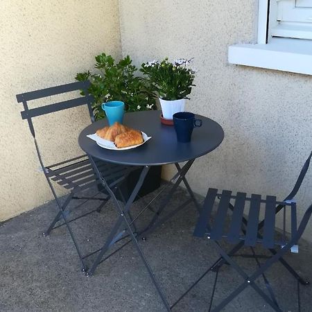 Besancon Appartement T2 Sur Cour Interieure Proximite Gare 外观 照片